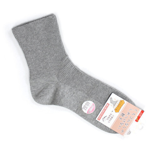 Japanese Ribbed Crew Socks