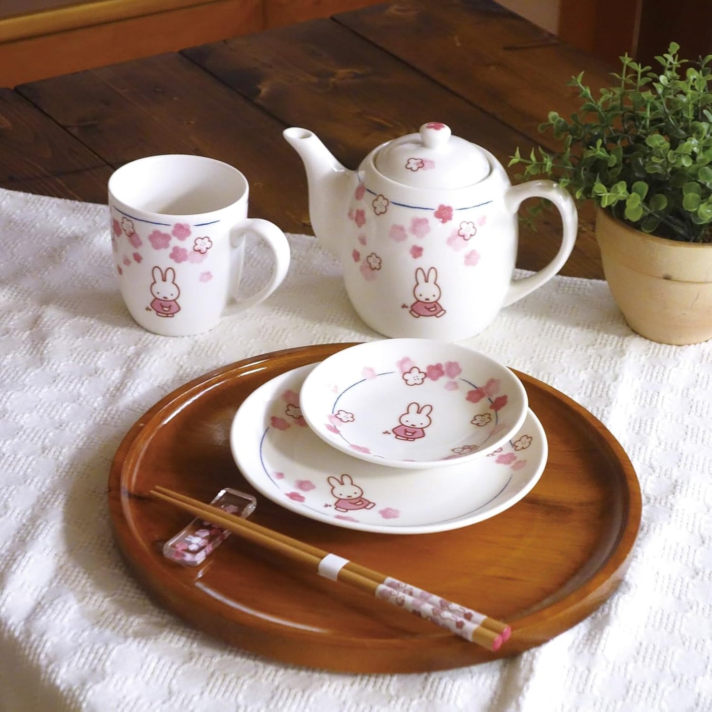 Miffy Flower Japanese Porcelain Plate (17cm  Floral Dish)
