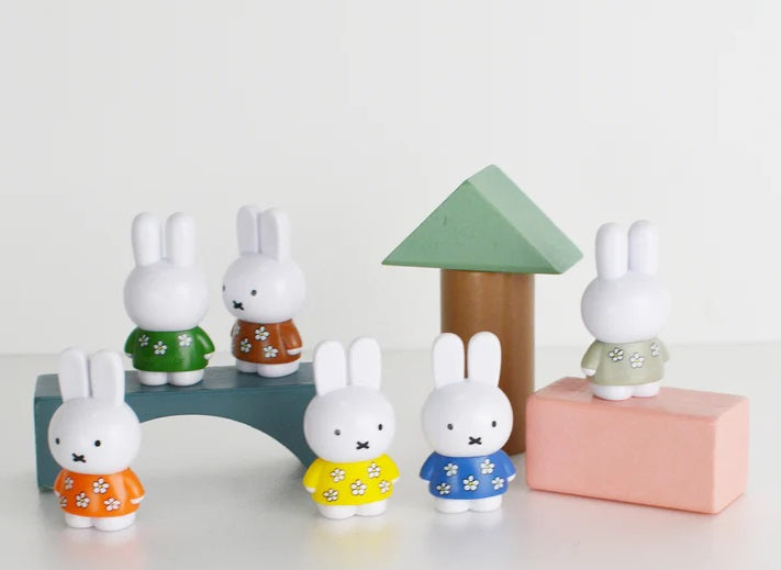 Set of Flower Floral Miniature Miffy Figurines 4.5cm, for aged 7+ year old