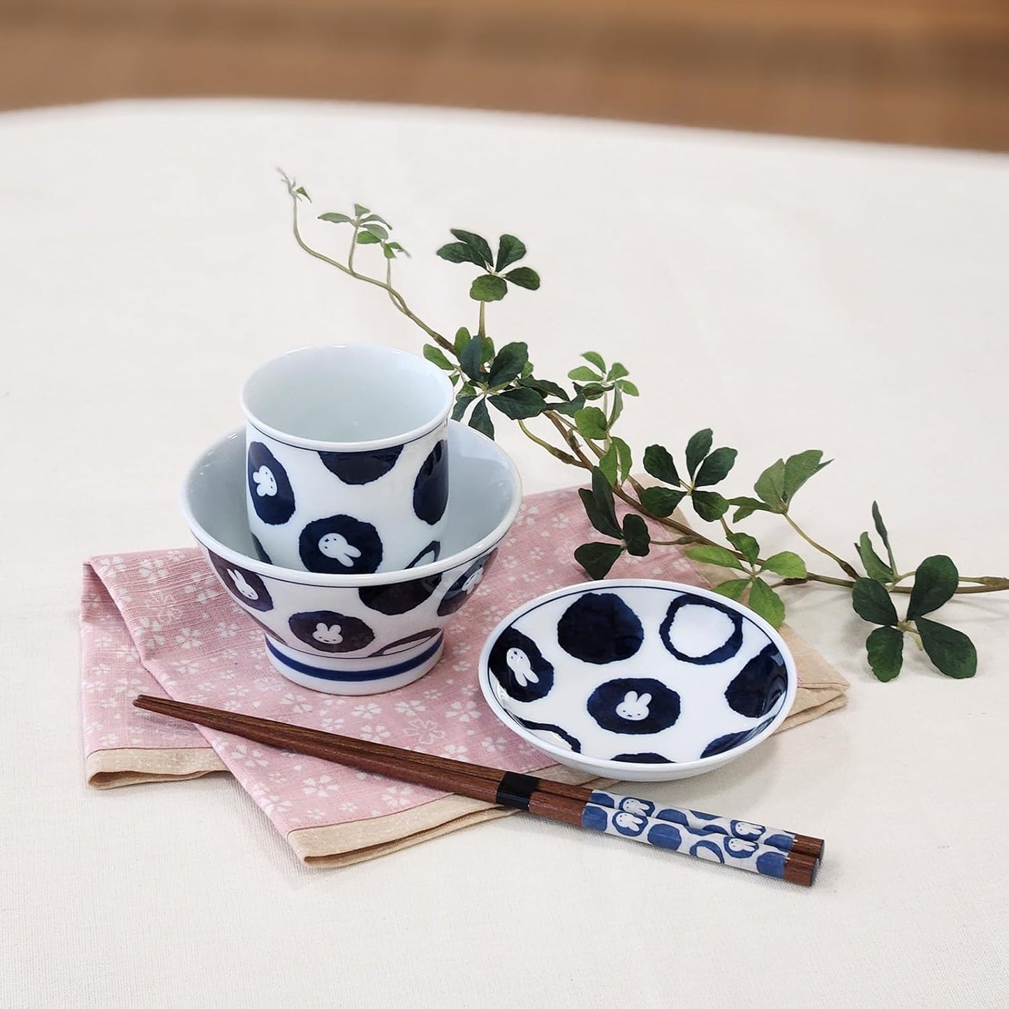 Miffy Hasami Small Dish (Polka Dot)